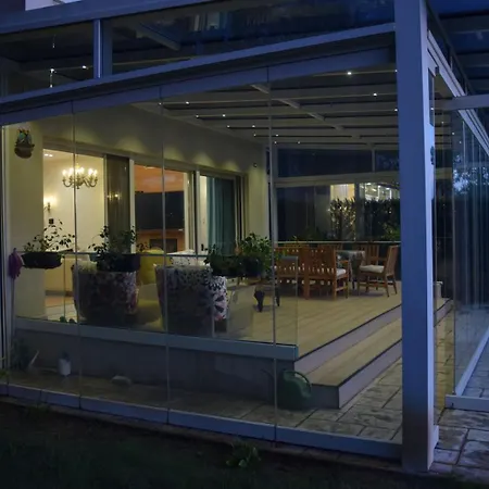 Amorino By The Sea Villa *