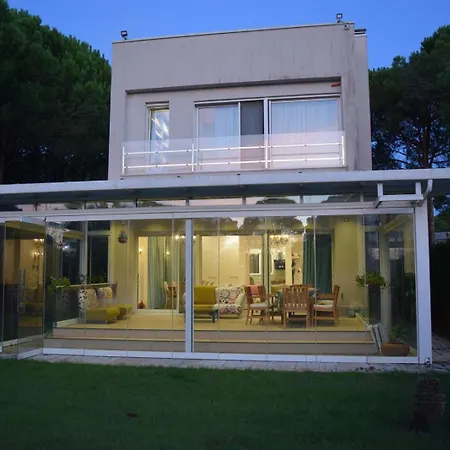 Villa Amorino By The Sea