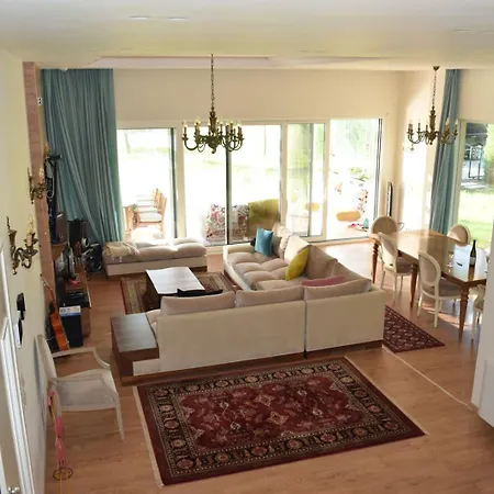 Amorino By The Sea Villa *