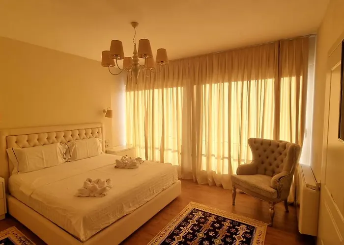 Villa Amorino By The Sea